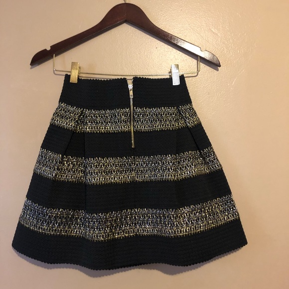 Skirt - Picture 2 of 3